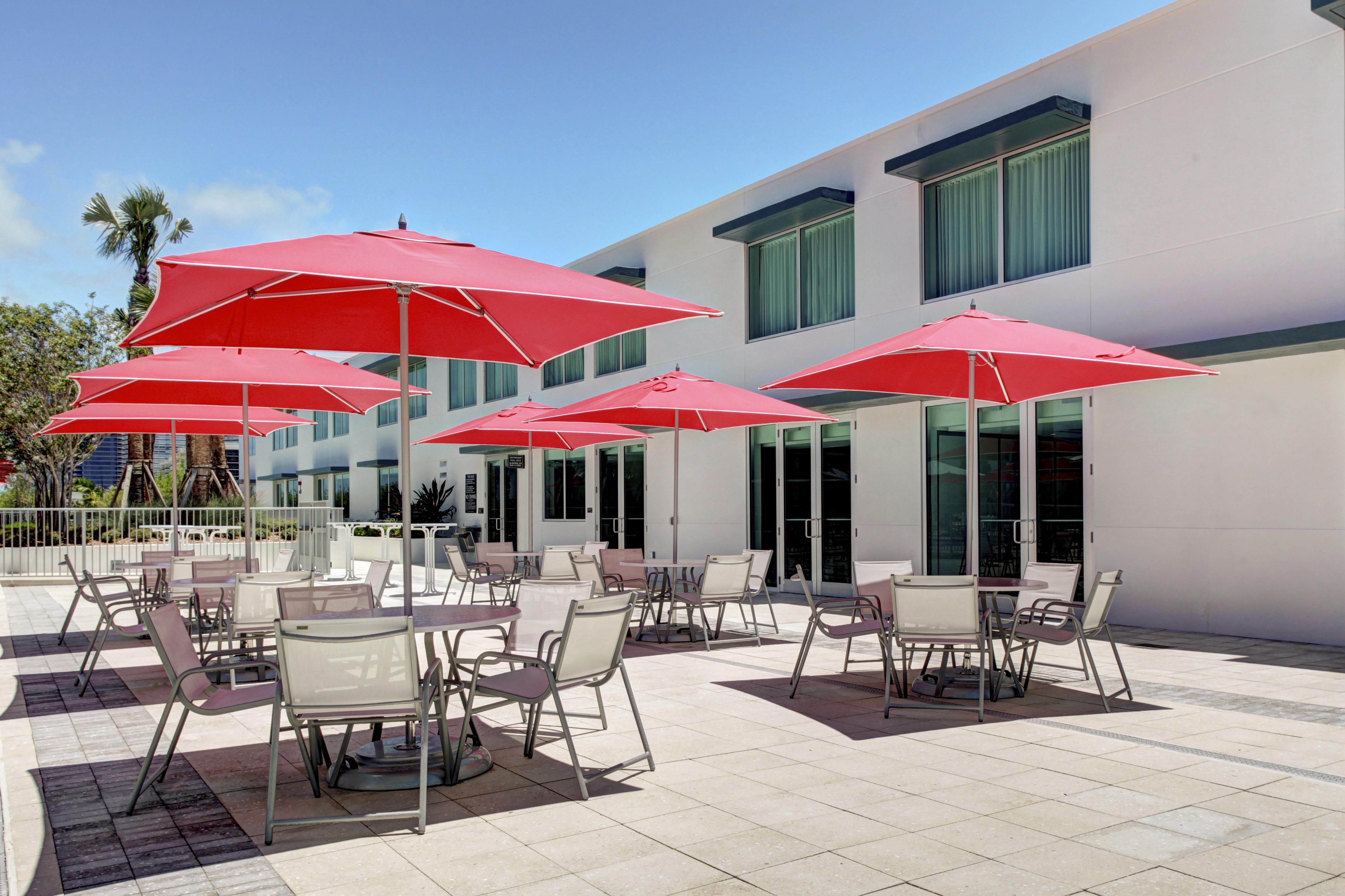 Residence Inn By Marriott Miami Beach Surfside Buitenkant foto