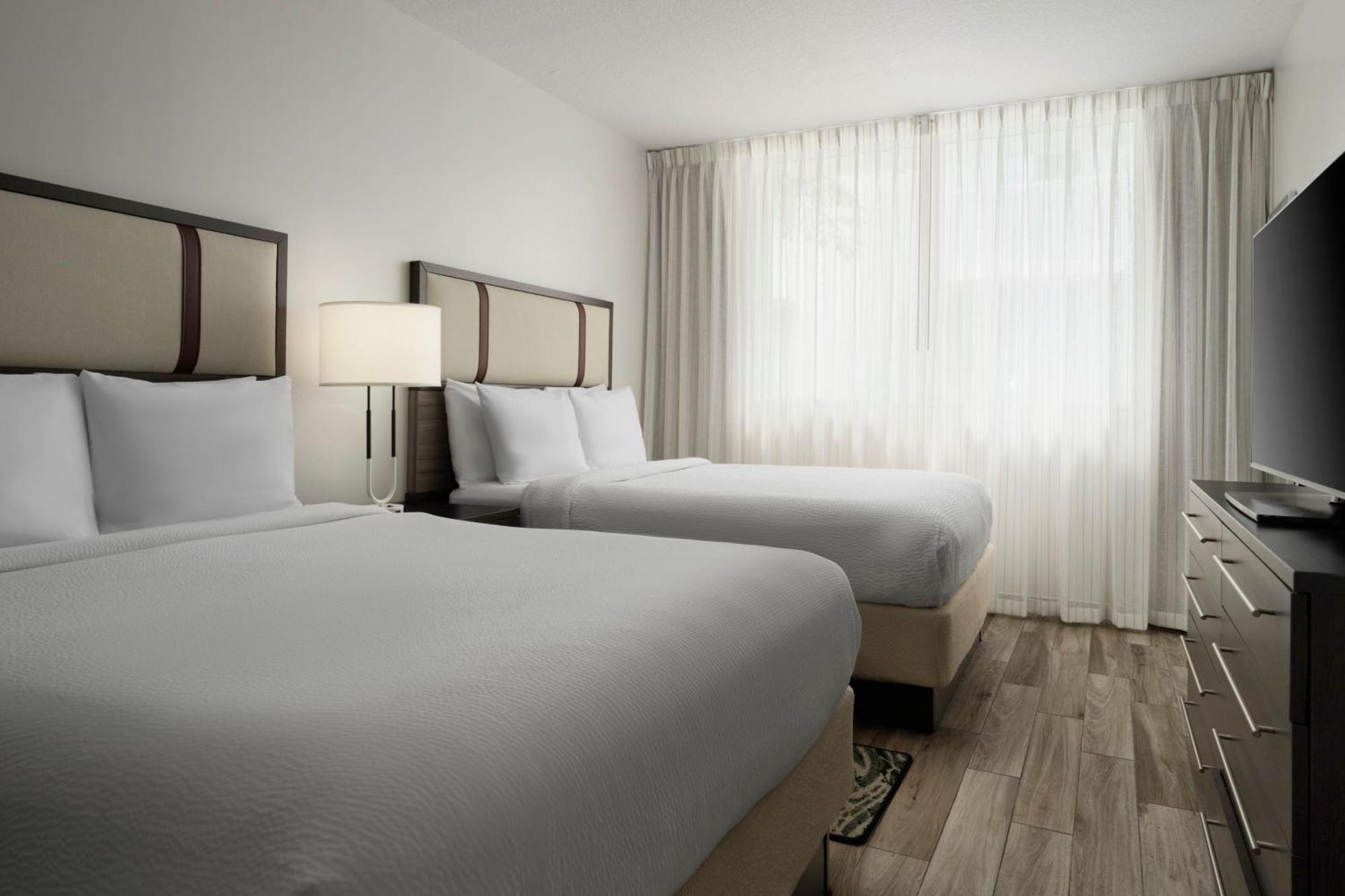 Residence Inn By Marriott Miami Beach Surfside Buitenkant foto